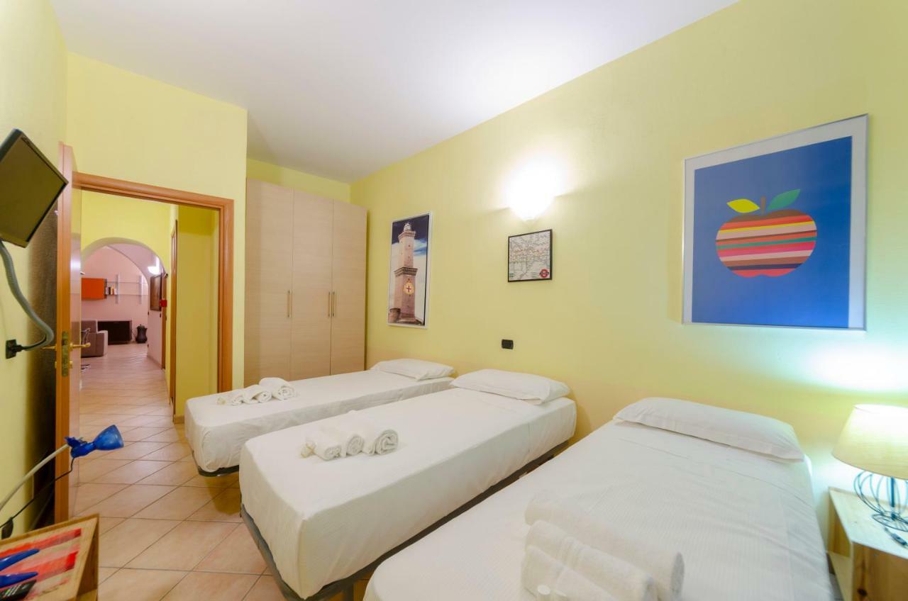 Joivy Warm Family Apt Near Porto Antico Apartment Genoa Exterior photo