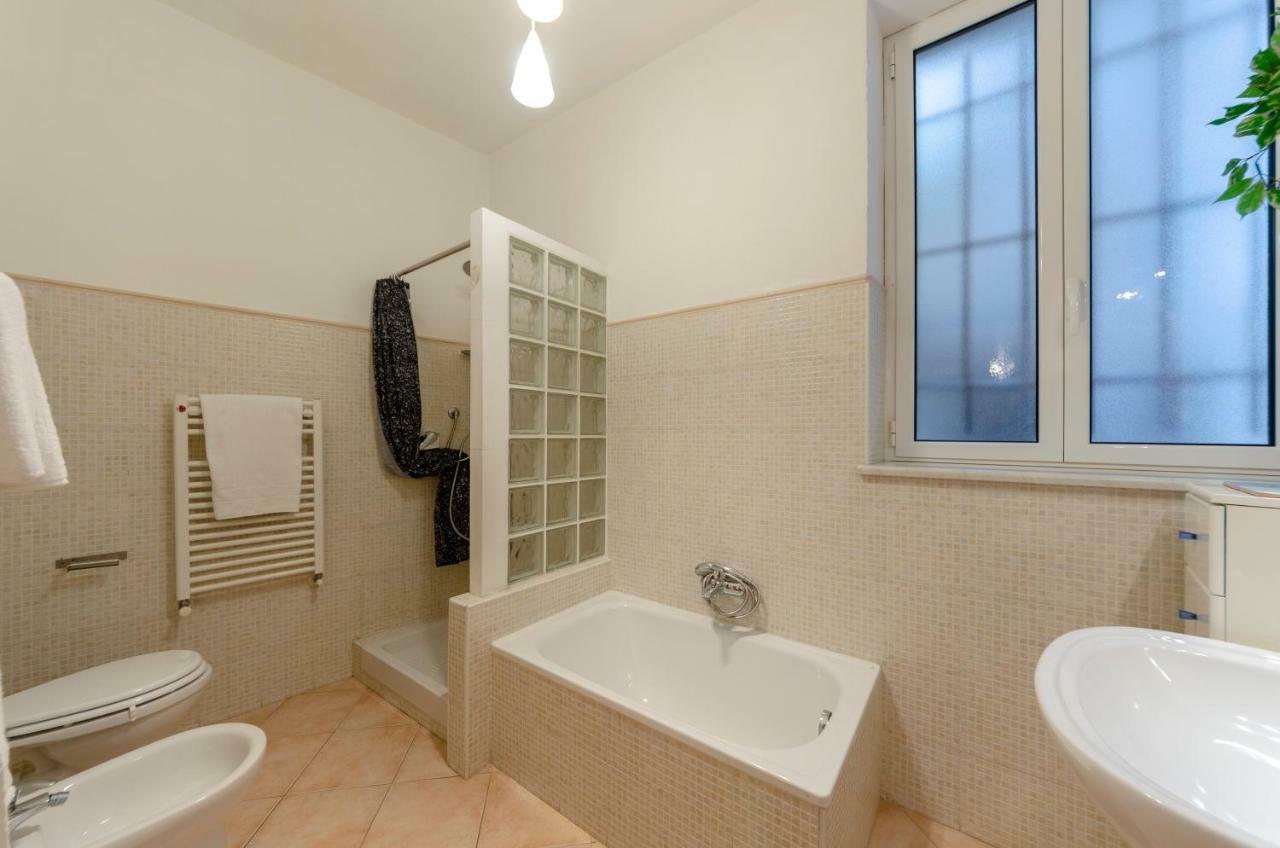 Joivy Warm Family Apt Near Porto Antico Apartment Genoa Exterior photo